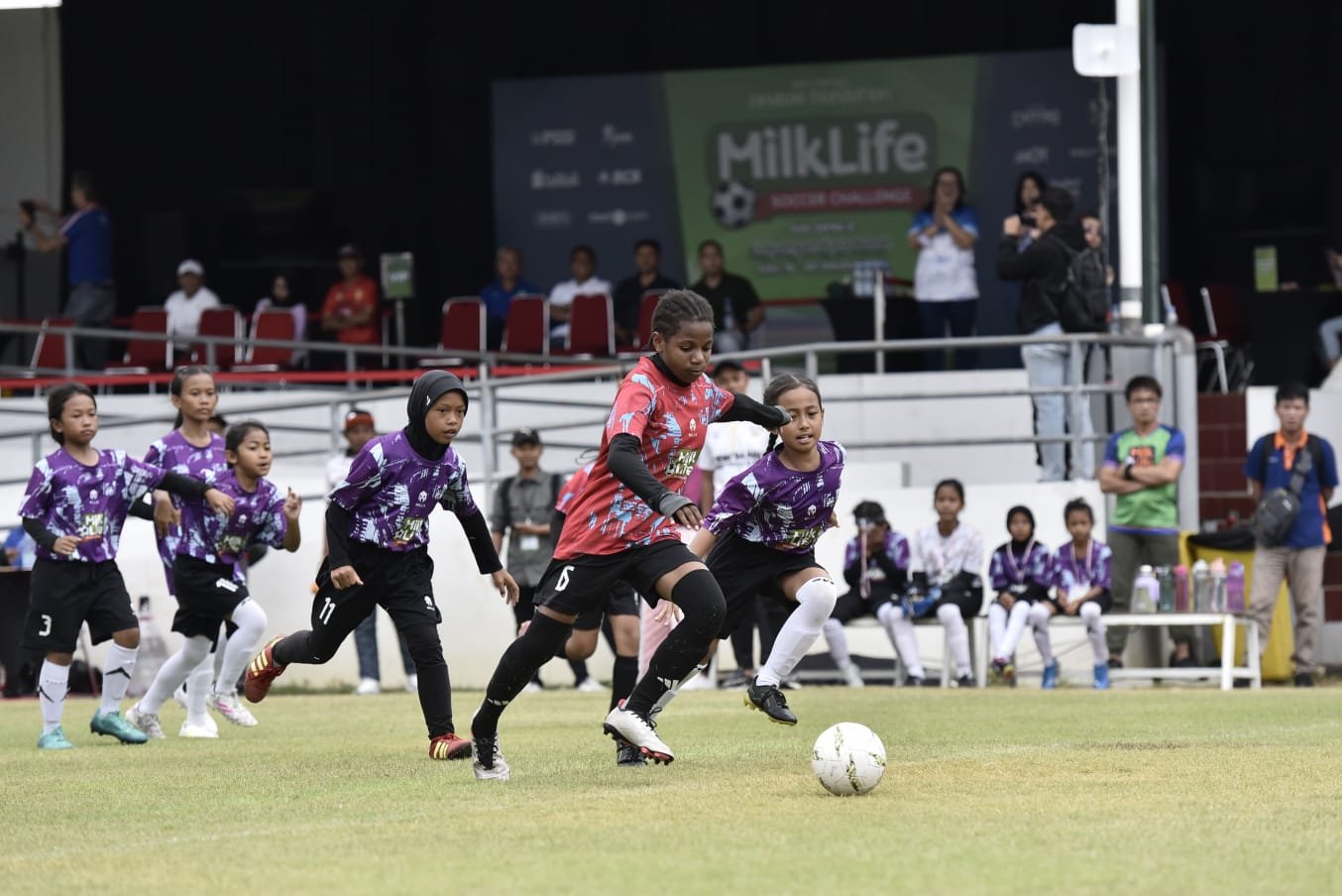 Juara Bertahan Kuasai MilkLife Soccer Challenge-Solo Seri 2 2024