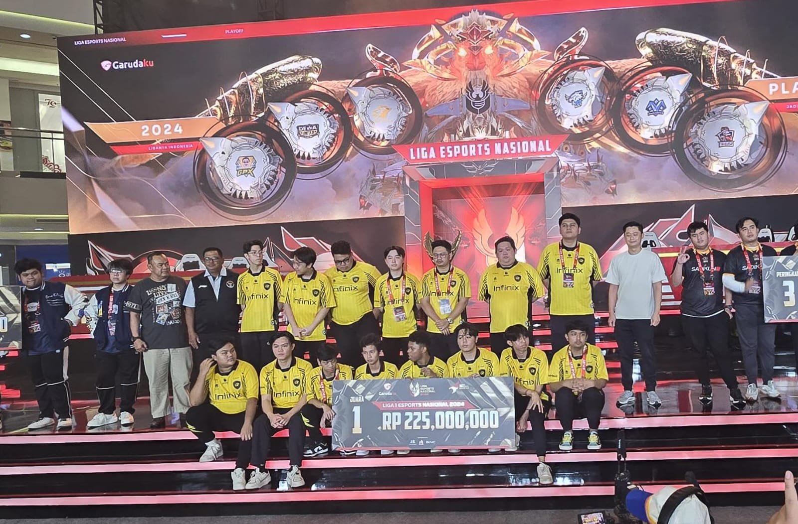 Onic Miracle Rebur Gelar Juara Liga 1 Esports Nasional 2024
