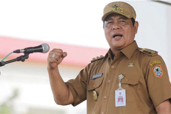 Ramai Paman Birin Tersangka, KPK Diminta Transparan!