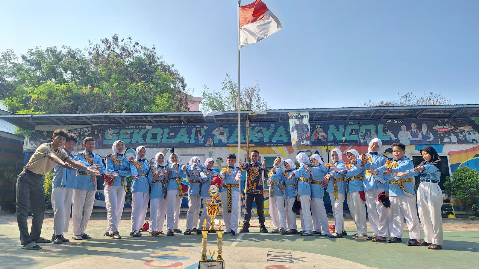 Sekolah Rakyat Ancol Raih Juara 2 Lomba Baris Berbaris