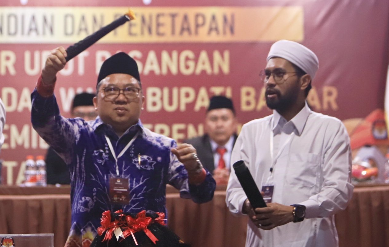 Tak Anti Olahraga, Tamliha Gagas Lapangan Bola Rakyat Tiap Kecamatan