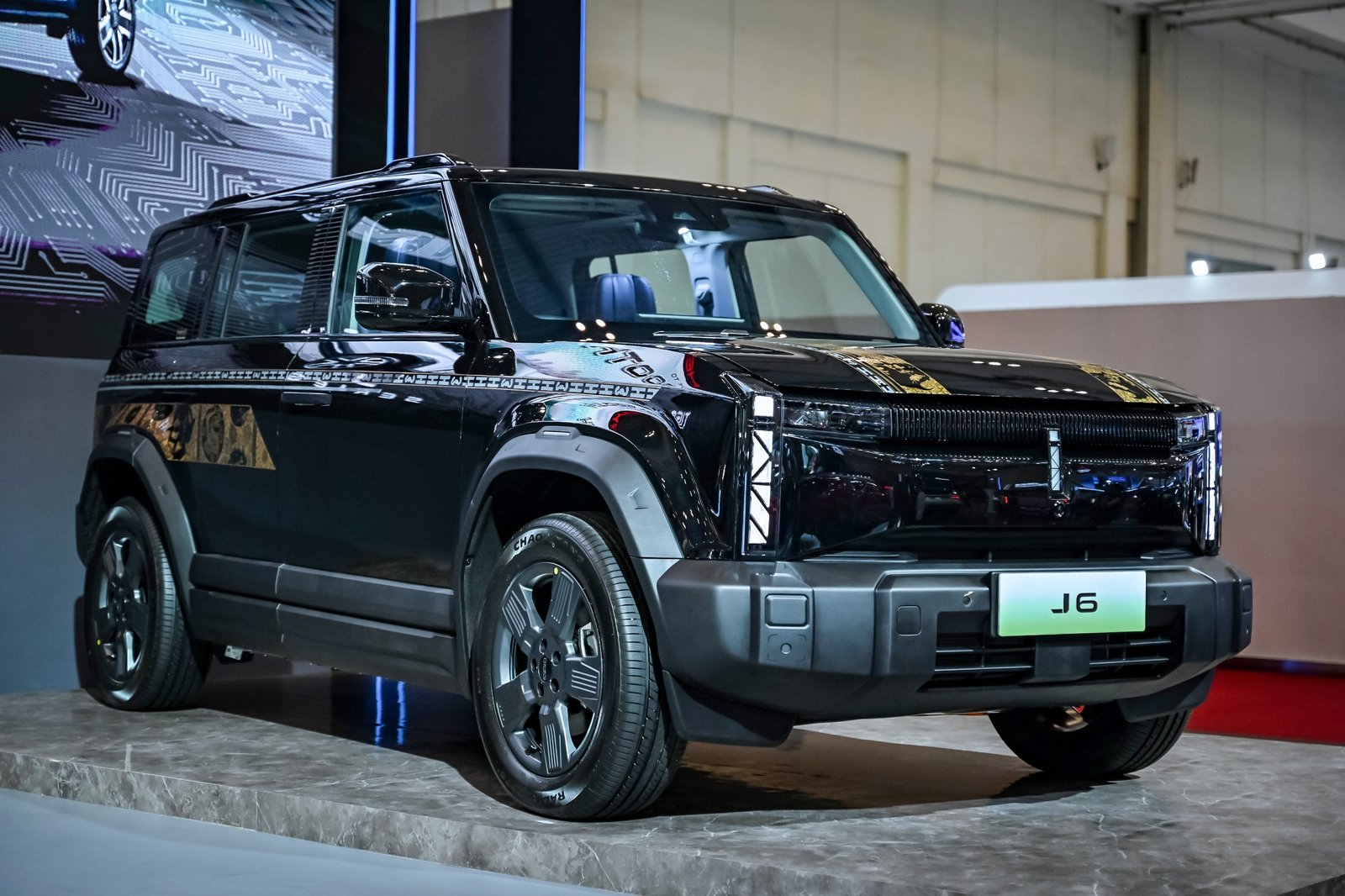 Chery J6 Batik Unjuk Gigi di GJAW 2024, Siap Dilelang ke Pelanggan