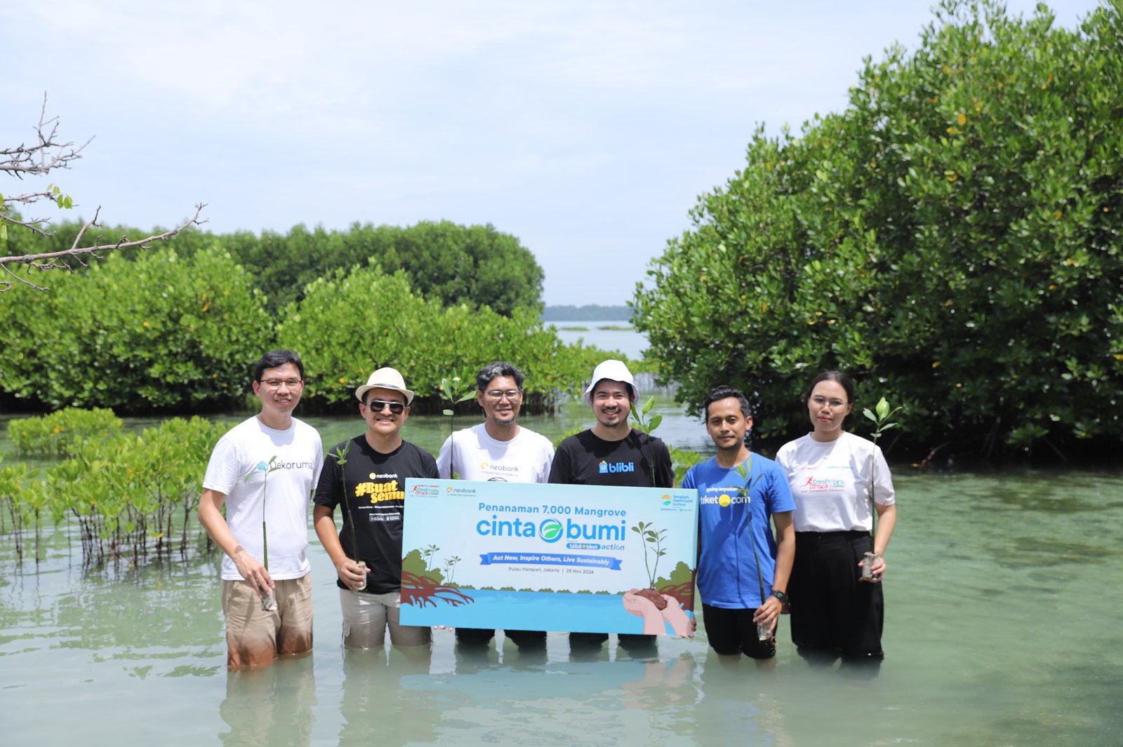 Blibli Tanam 7 Ribu Bibit Mangrove Bentuk Kepedulian terhadap Lingkungan Pesisir