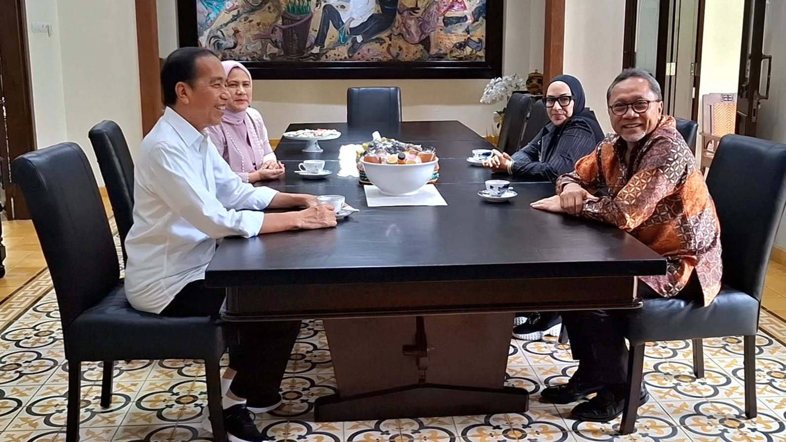 Temui Jokowi di Sumber, Menko Zulkifli: Tak Bahas Politik