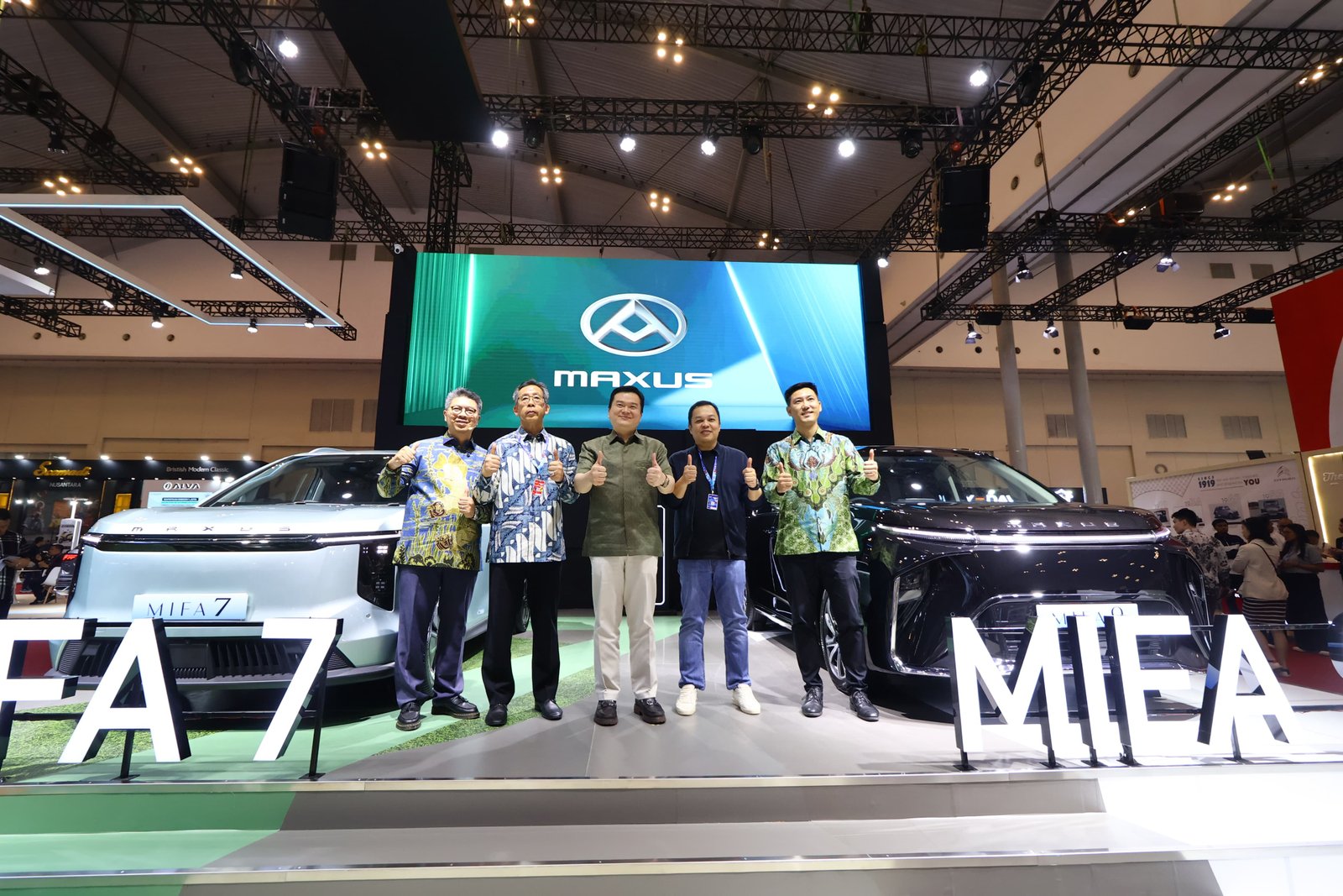 Maxus membawa sejumlah lini kendaraan unggulan di GJAW 2024. Foto: apakabar.co.id/DF