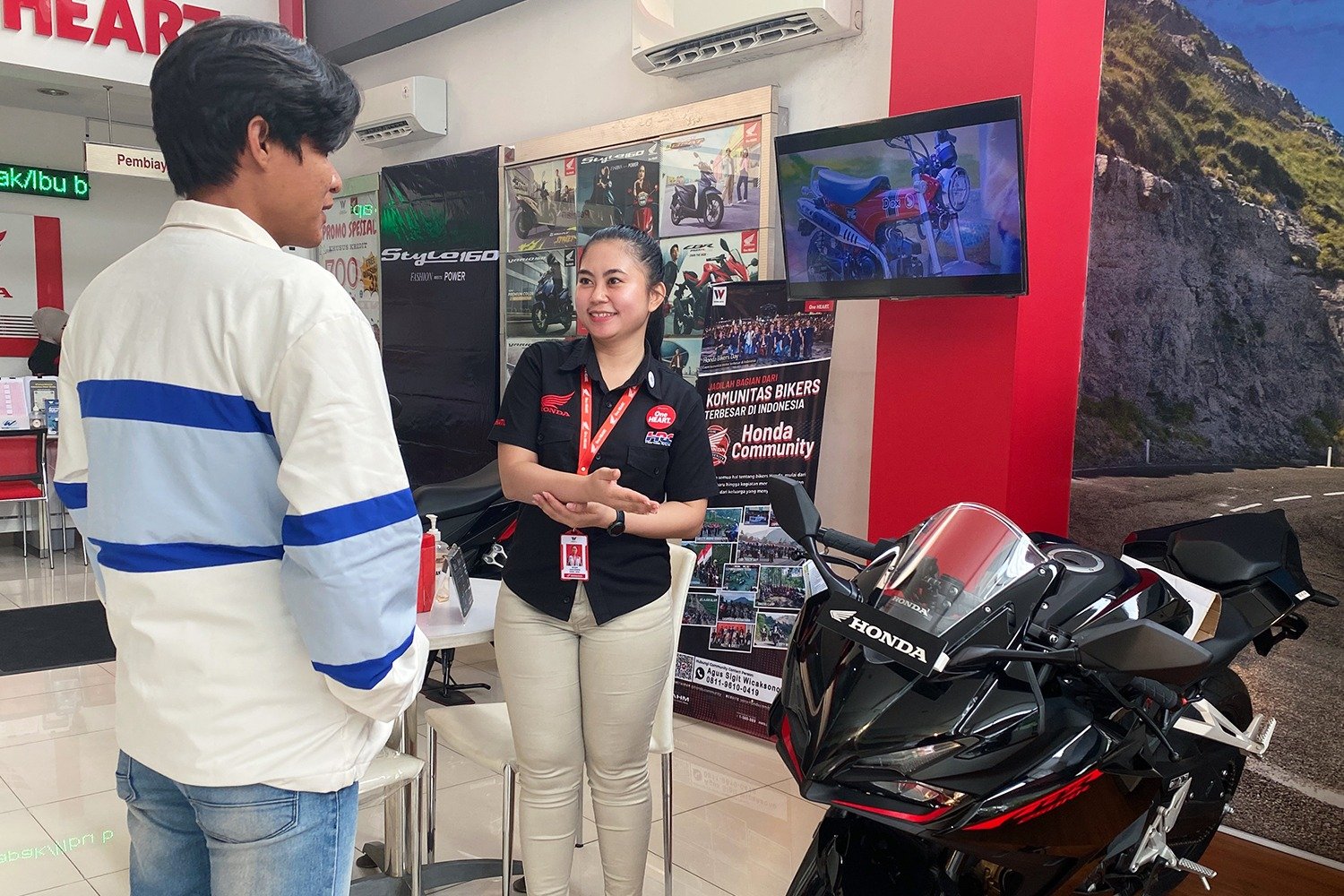 Tips agar pengajuan kredit motor disetujui. Foto: dok. WARI