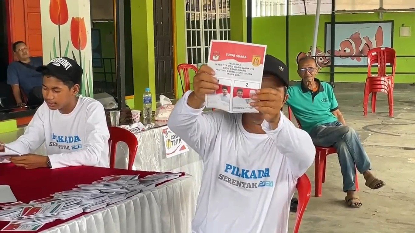 Wajah pasangan calon Aditya-Habib masih terpampang di surat suara. Foto: apakabar.co.id