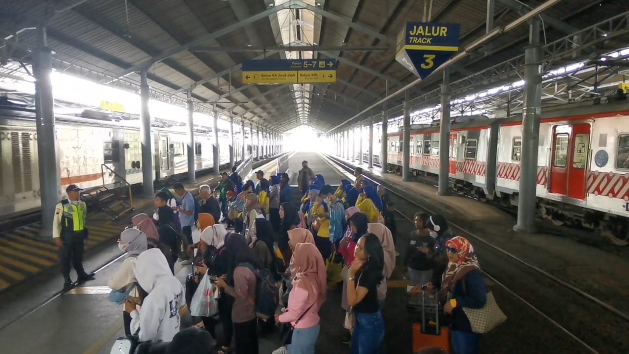 KAI Hadirkan Promo Tahun Baru, Tiket Kereta Api Diskon hingga 30%