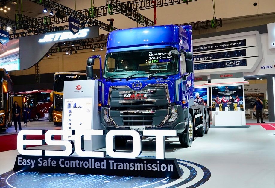 Truk Quester ESCOT yang diluncurkan UD Trucks pada GIIAS 2024 adalah truk inovatif yang tangguh dengan transmisi otomatis ESCOT atau Easy and Safe Controlled Transmission. Foto: dok. UD Trucks