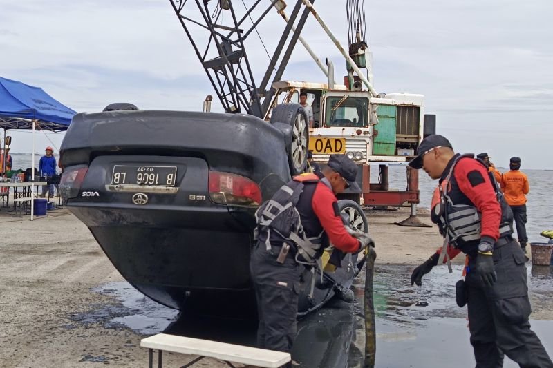 Mobil Purnawirawan TNI yang Tewas di Marunda Akhirnya Ditemukan Polisi