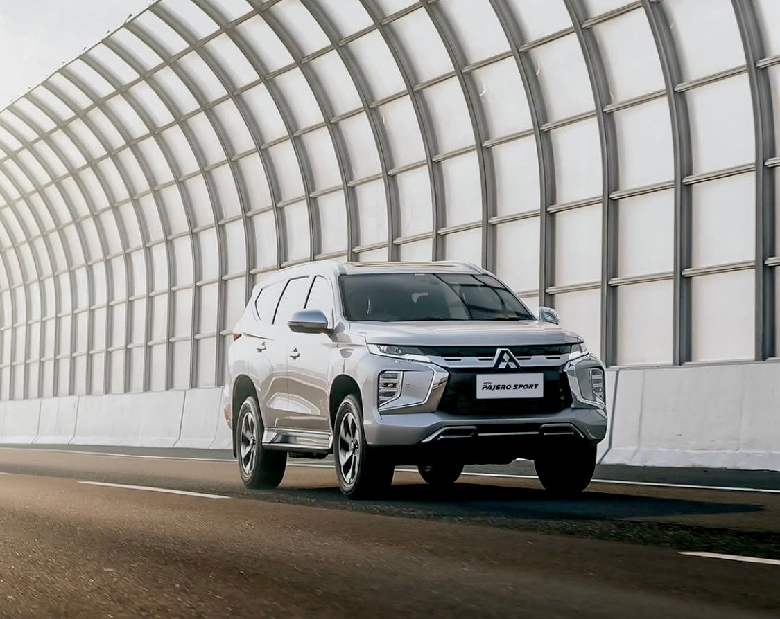Mitsubishi New Pajero Sport jadi raja jalan raya yang punya performa andal dan fitur lengkap. Foto: dok. MMKSI