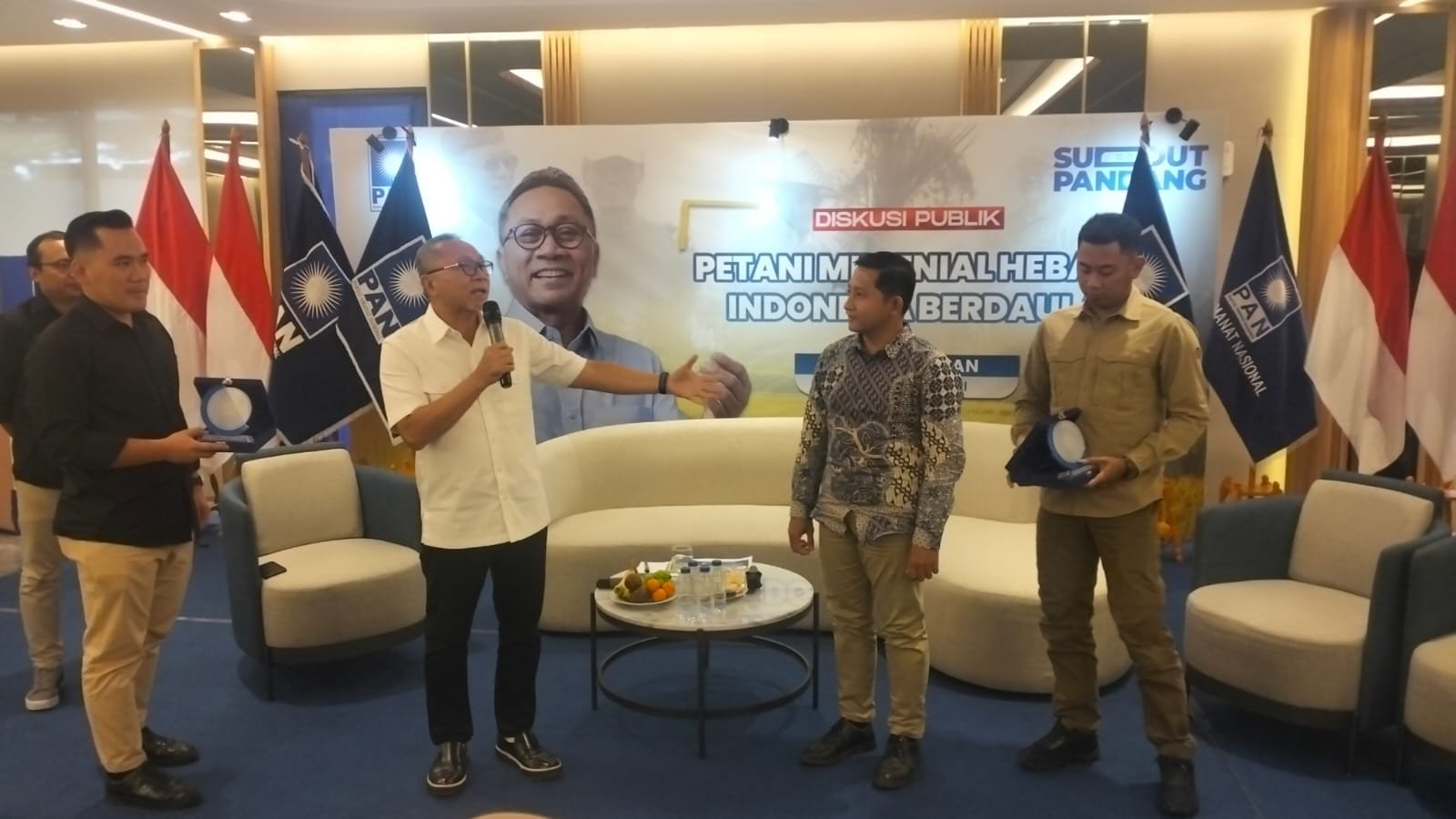 PAN Gelar Diskusi Publik Dorong Petani Milenial