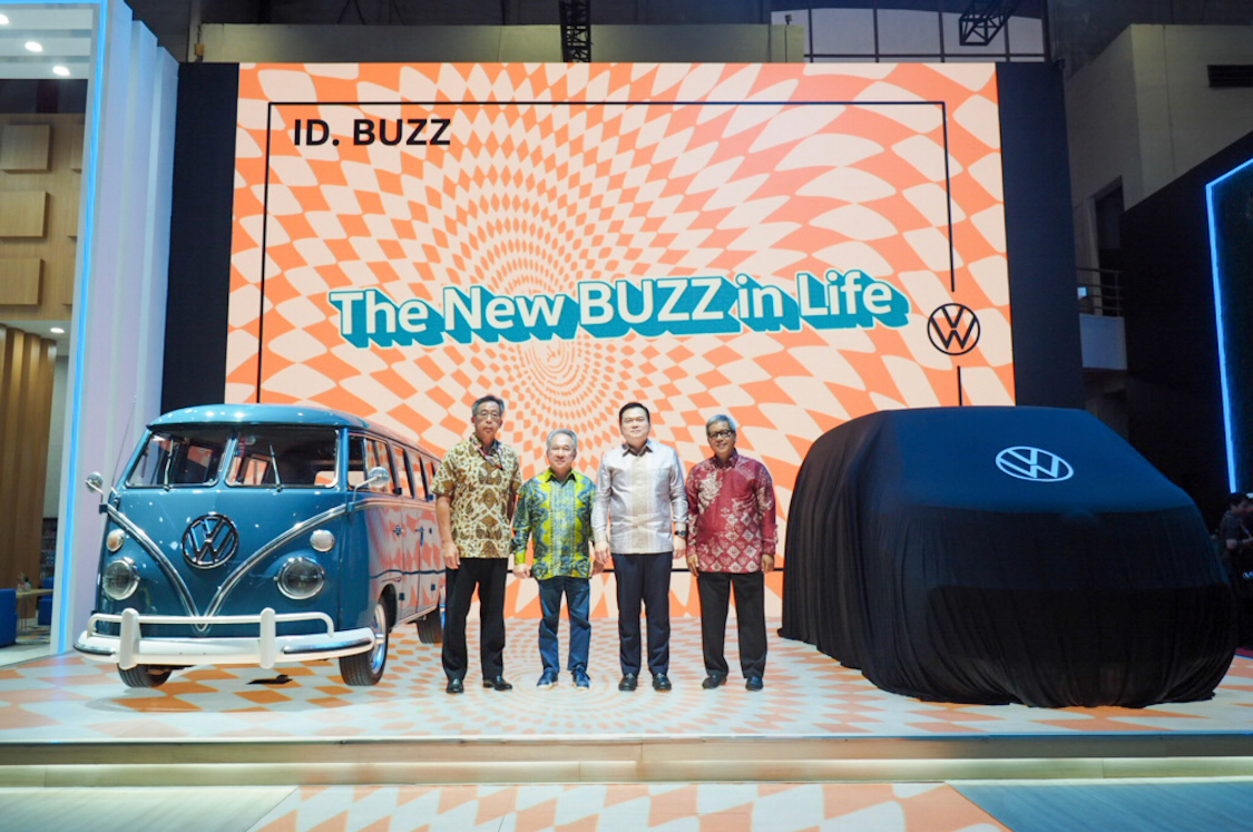Volkswagen Indonesia Bberi kejutan di IIMS 2025 melalui Kampanye New Buzz In Life di IIMS 2025. Foto: dok. VW