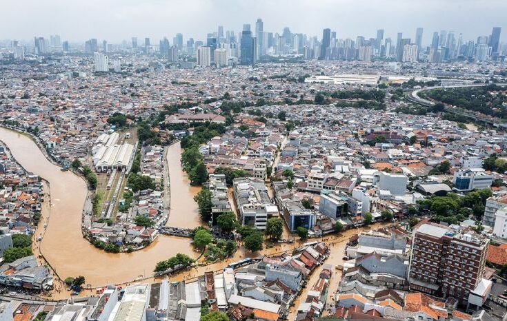 Masuk Peralihan Musim Hujan, BNPB Ingatkan Waspada Banjir