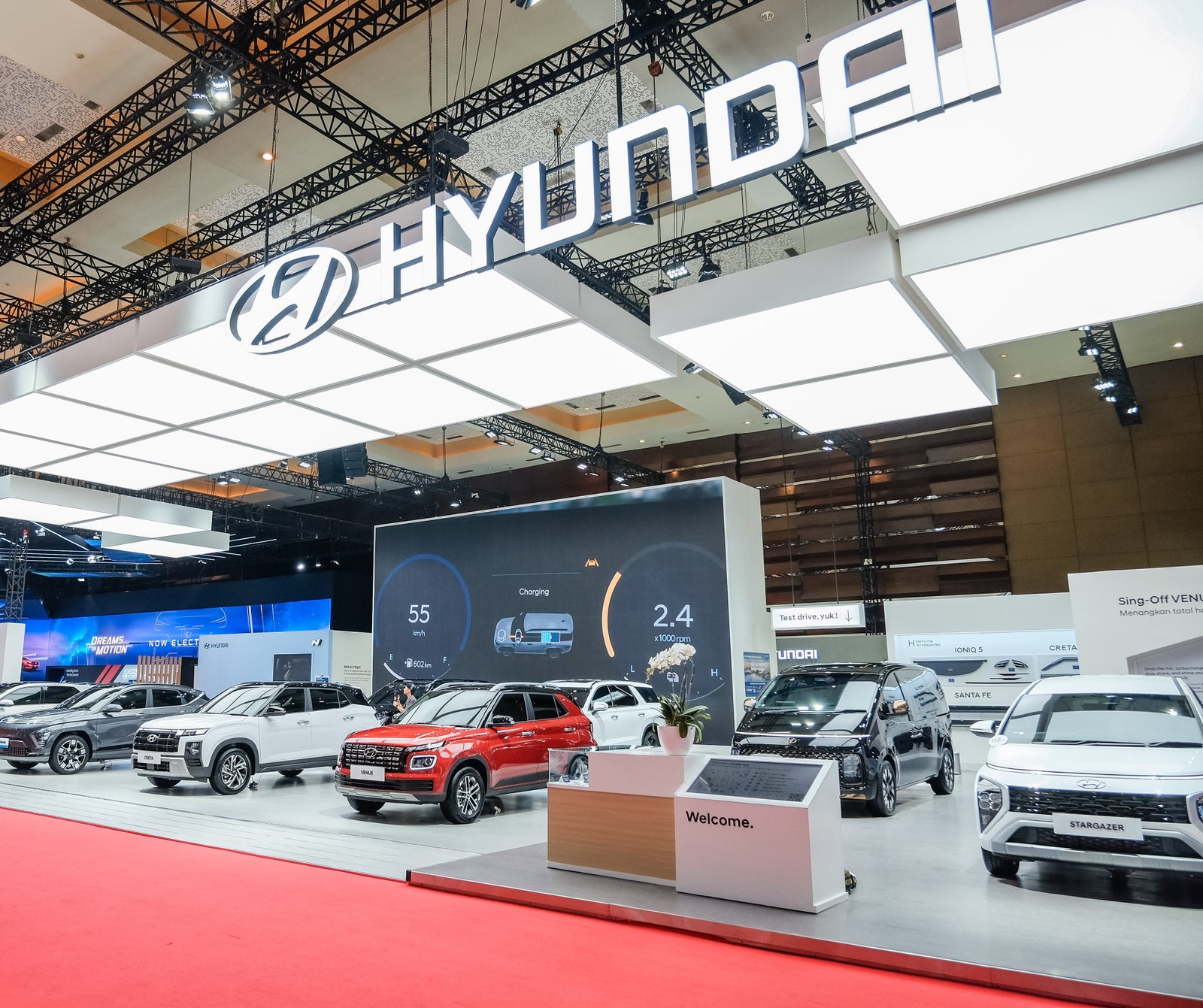 Hyundai Pamer 2.012 SPK di IIMS 2025, Stargazer Primadona