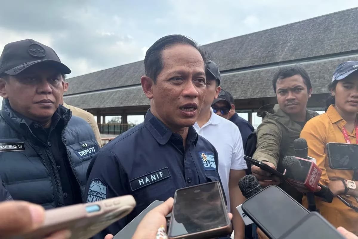 Menteri LH Dorong Rehabilitasi Hulu DAS Ciliwung untuk Cegah Banjir