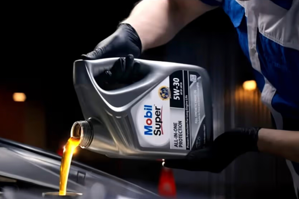 Mobil Lubricants resmi meluncurkan program promo ganti oli berhadiah langsung tanpa diundi. Foto: dok. PT EMLI