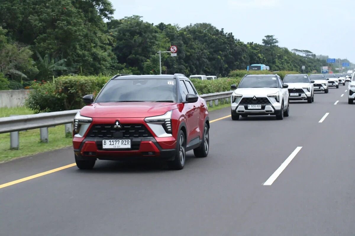Para pelanggan kepincut dengan desain dan fitur dari Mitsubishi XFORCE Ultimate DS. Foto: dok. MMKSI