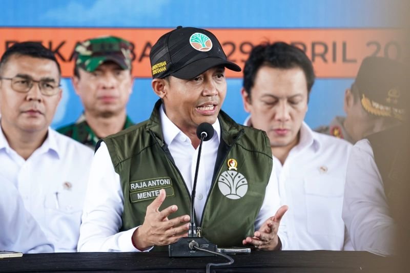 Tren Karhutla Menurun, Menhut: Jangan Lengah