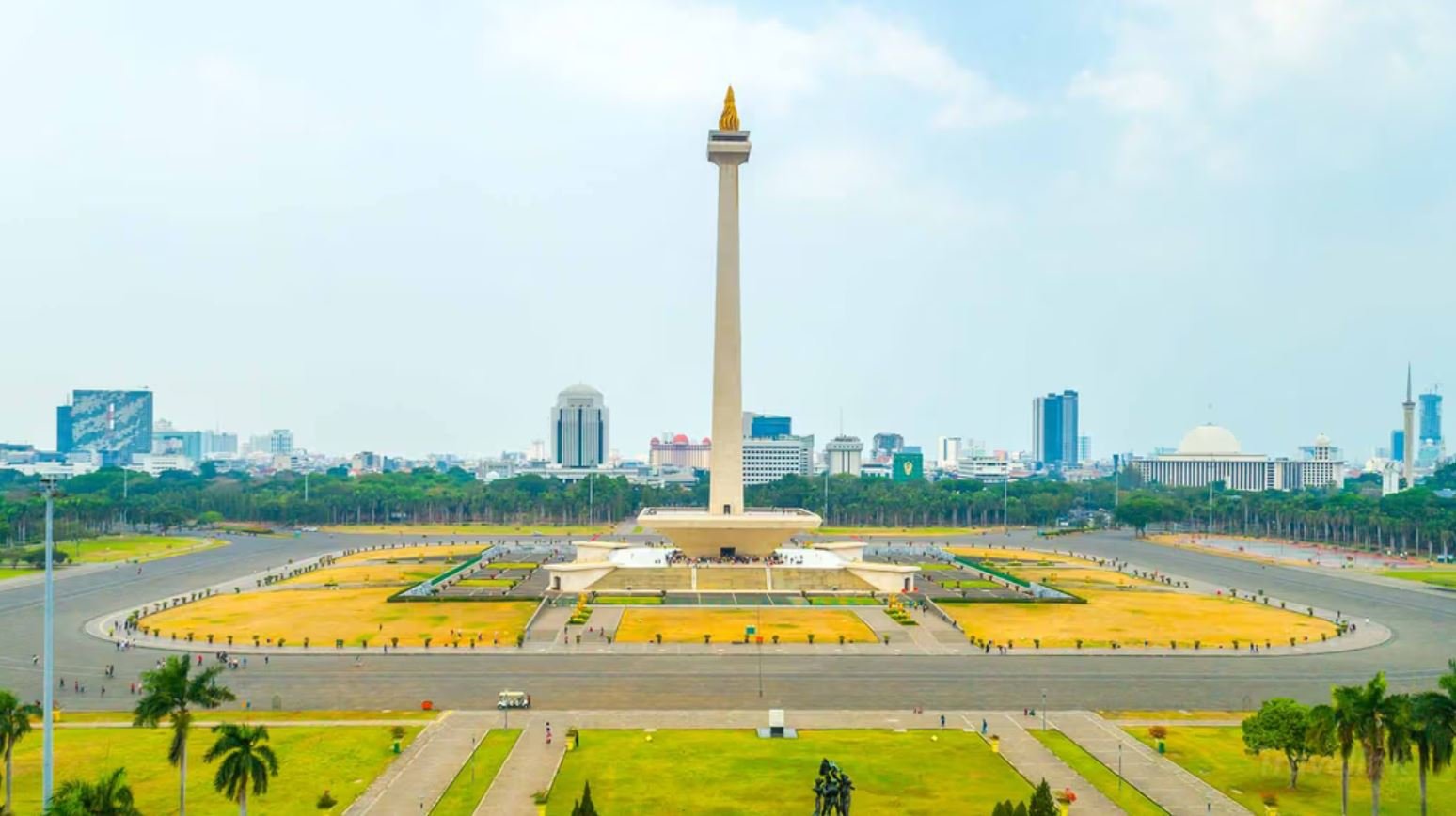 Jelang May Day, Ratusan Ribu Buruh Siap Kepung Monas
