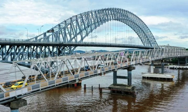 Lintasan Kapal Jembatan Mahakam Kaltim Ditutup!