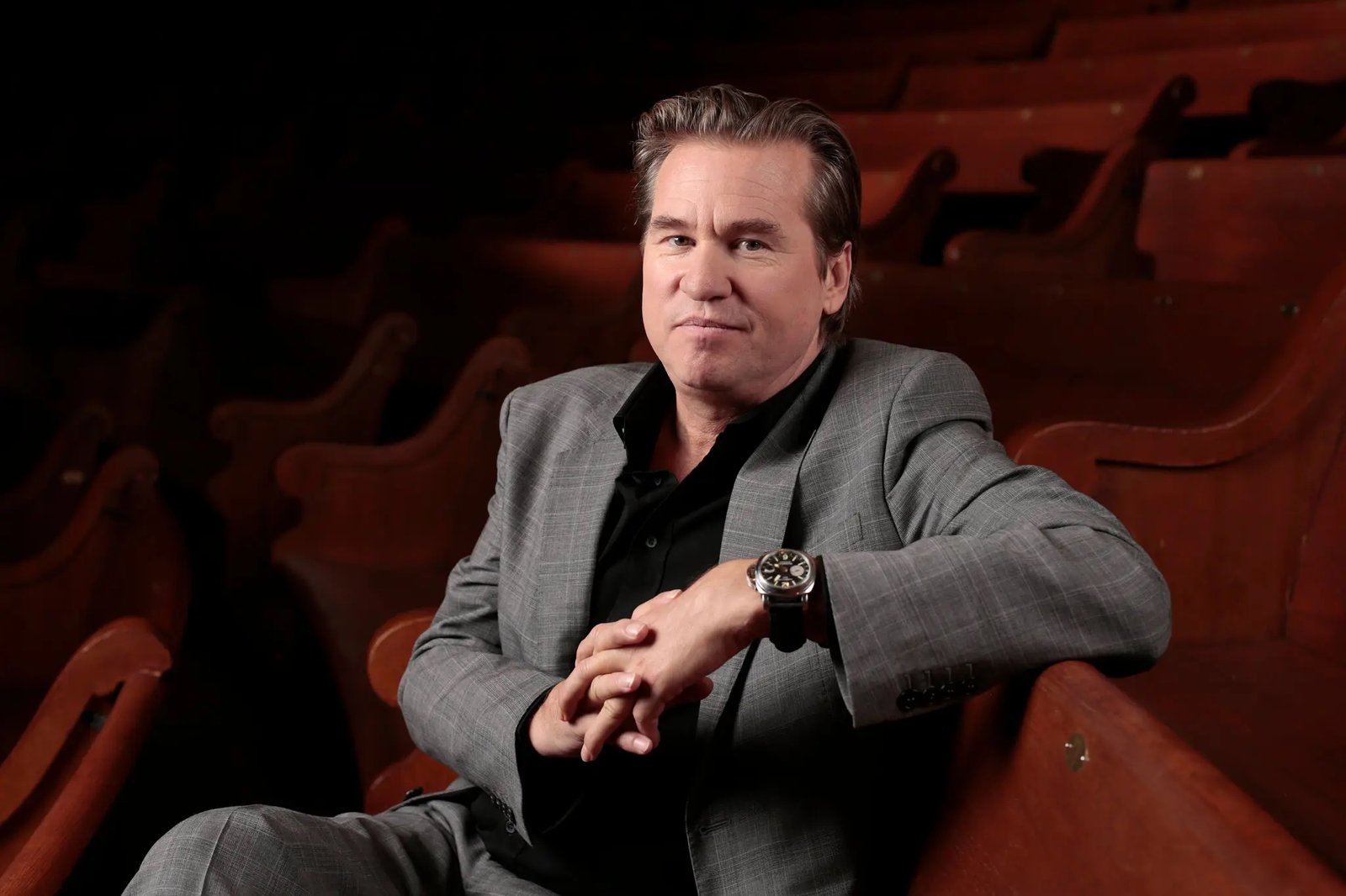 Val Kilmer berpose untuk sampul sebuah 
 majalah di Nashville pada tahun 2014. Foto: Associated Press