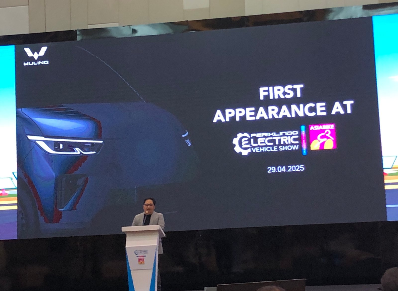 Wuling akan Hadirkan Mobil Listrik Baru di PEVS 2025, Yangguang?