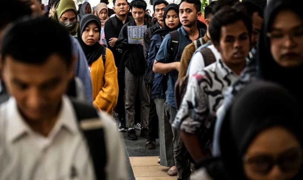 Kemnaker Catat 10,7 Juta Warga Indonesia Mencari Kerja Per Tahun