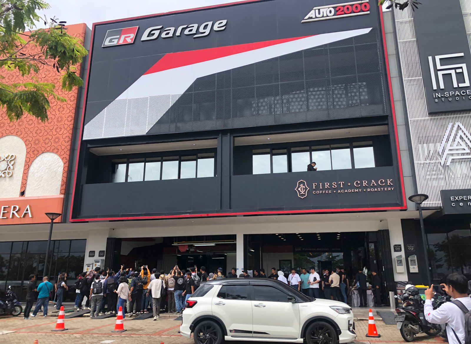 GR Garage dari Auto2000 Hadirkan Nuansa Motorsport dan Lifestyle Experiences