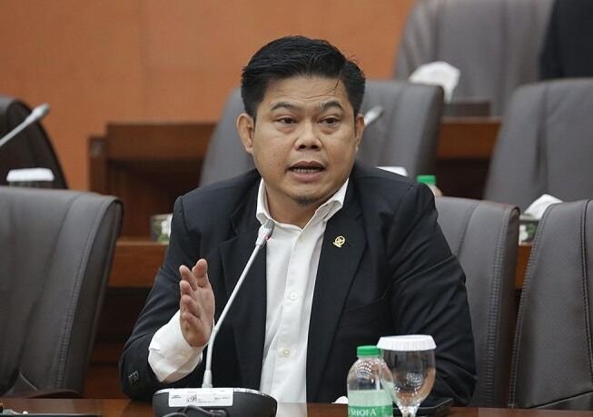 DPR Minta Satgas Antipremanisme Tindak Preman Berkedok Pers