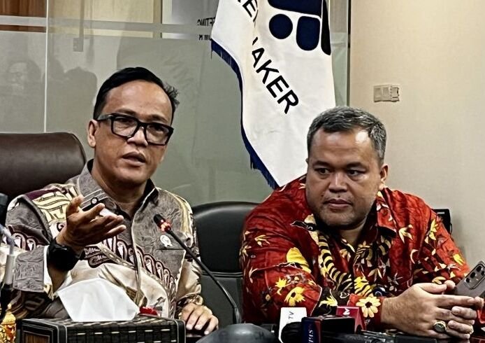 Dirut Ditangkap, Wamenaker Minta Sritex Tetap Bayar Pesangon