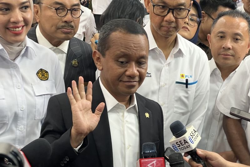 Bahlil Masih Pelajari Diskon Tarif Listrik 50 Persen