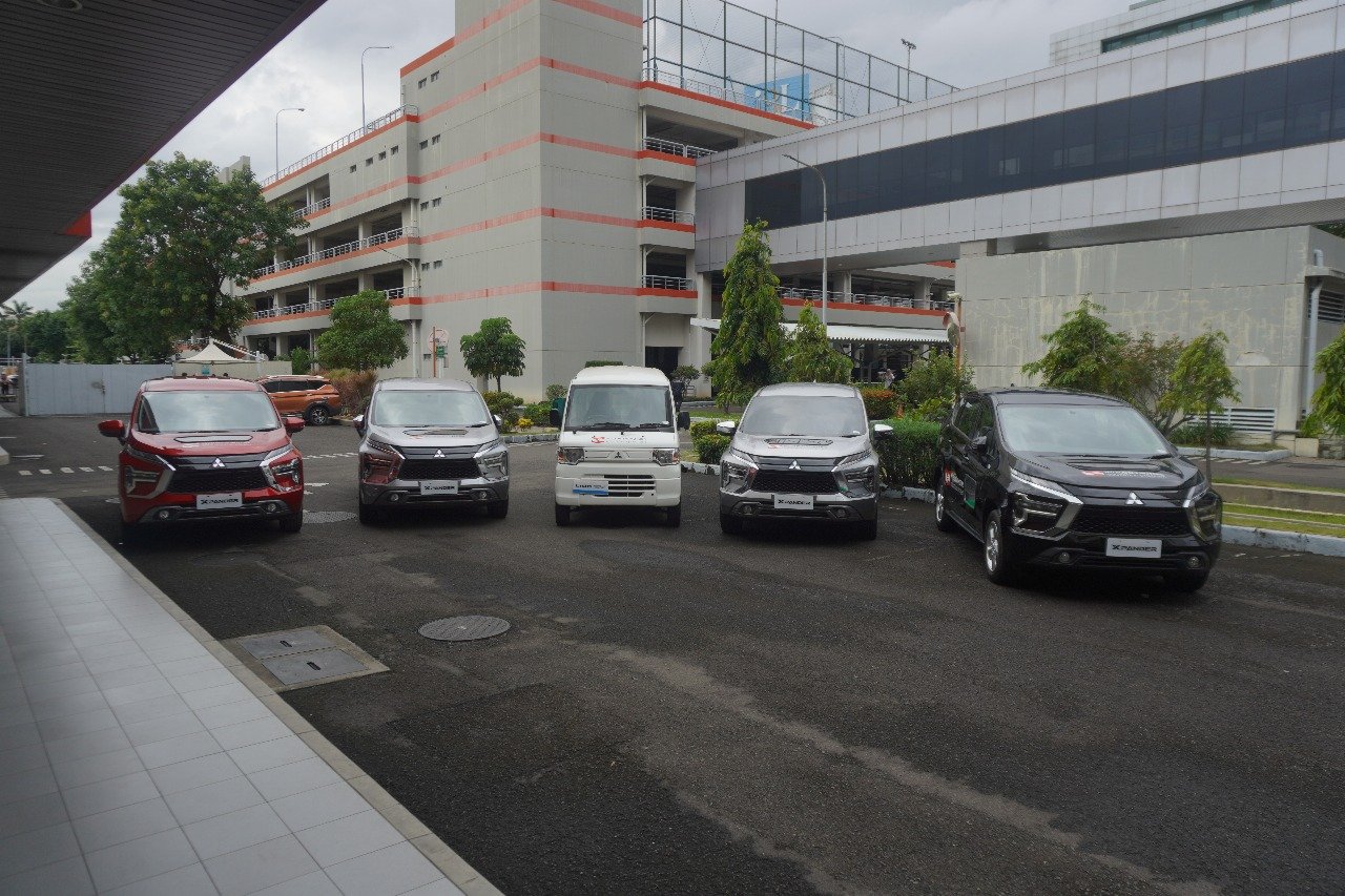 MMKSI Donasi 10 Unit Mobil ke Sekolah Kejuruan, Ini Tujuannya