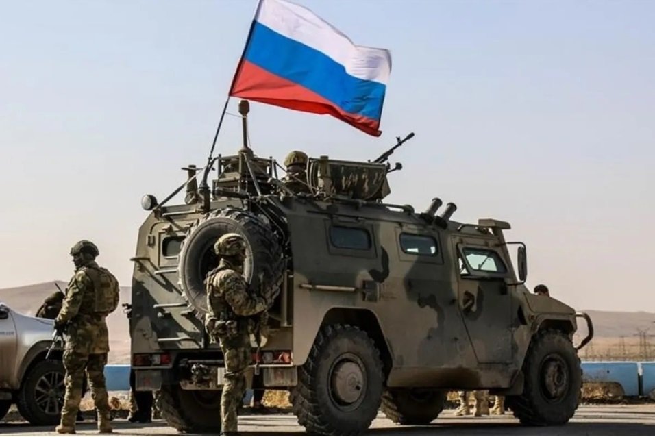 Dokumentasi - Pasukan Rusia yang ditempatkan di Pangkalan Udara Khmeimim di Provinsi Latakia, Suriah, tetap melanjutkan aktivitas mereka pada Minggu (15/12/2024), meskipun rezim Bashar Assad telah jatuh. Foto: ANTARA