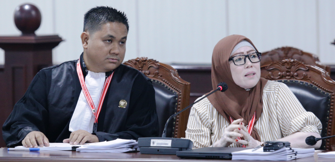 Penggugat Pilkada Banjarbaru Jadi Tersangka, Hakim MK: Ibu Tenang Saja..