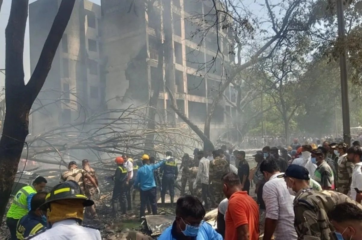 Tragedi Penerbangan Air India: Ratusan Tewas dalam Kecelakaan Mengerikan di Ahmedabad