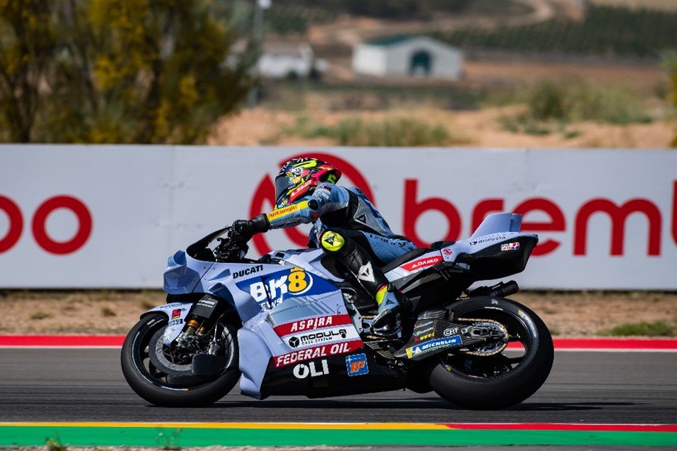 Astra Otoparts perpanjang kerjasama dengan Gresini Racing di MotoGP hingga 2027. Foto: dok. AOP