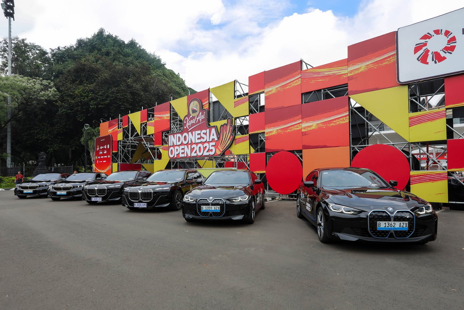 BMW menjadi Official Mobility Partner PBSI di ajang Indonesia Open 2025. Foto: dok. BMW