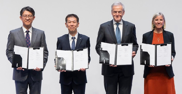 Daimler Truck dan Toyota Sepakat Merger antara Mitsubishi Fuso dan Hino. Foto: dok. Daimler