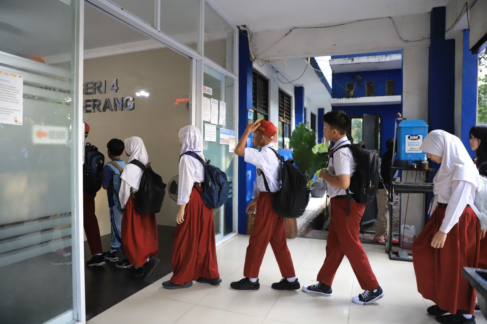 JPPI Kritik SPMB 2025: Sekolah Negeri Penuh, Anak Miskin Terpinggirkan