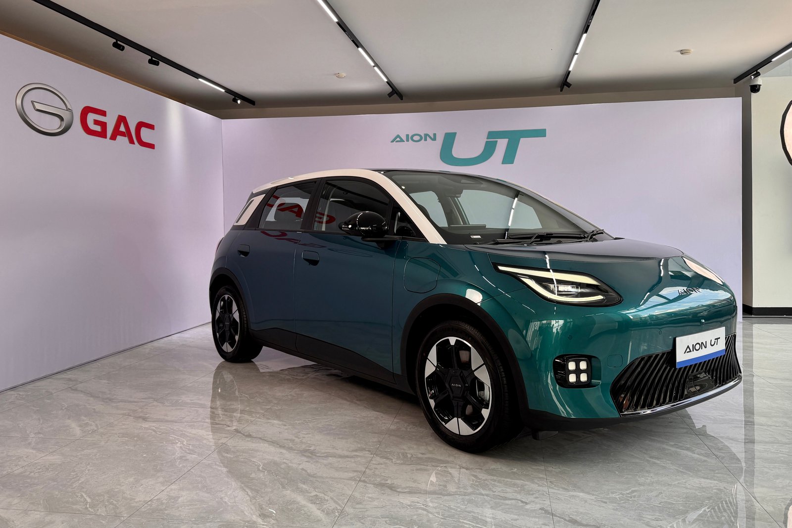 Bukan Sekadar EV, Aion UT Siap Jadi Tren Baru di Jalanan Indonesia