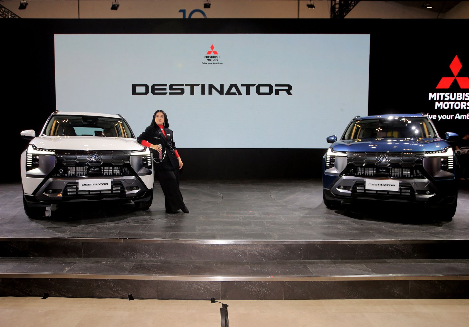 MMKSI Serahkan Mitsubishi All New Destinator ke Tangan Konsumen, Termasuk Juara Indonesian Idol