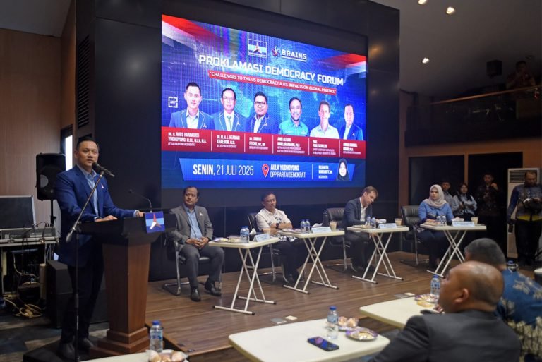 AHY Kukuhkan Ikatan Alumni Akademi Demokrat: Simbol Perjuangan yang Berlanjut