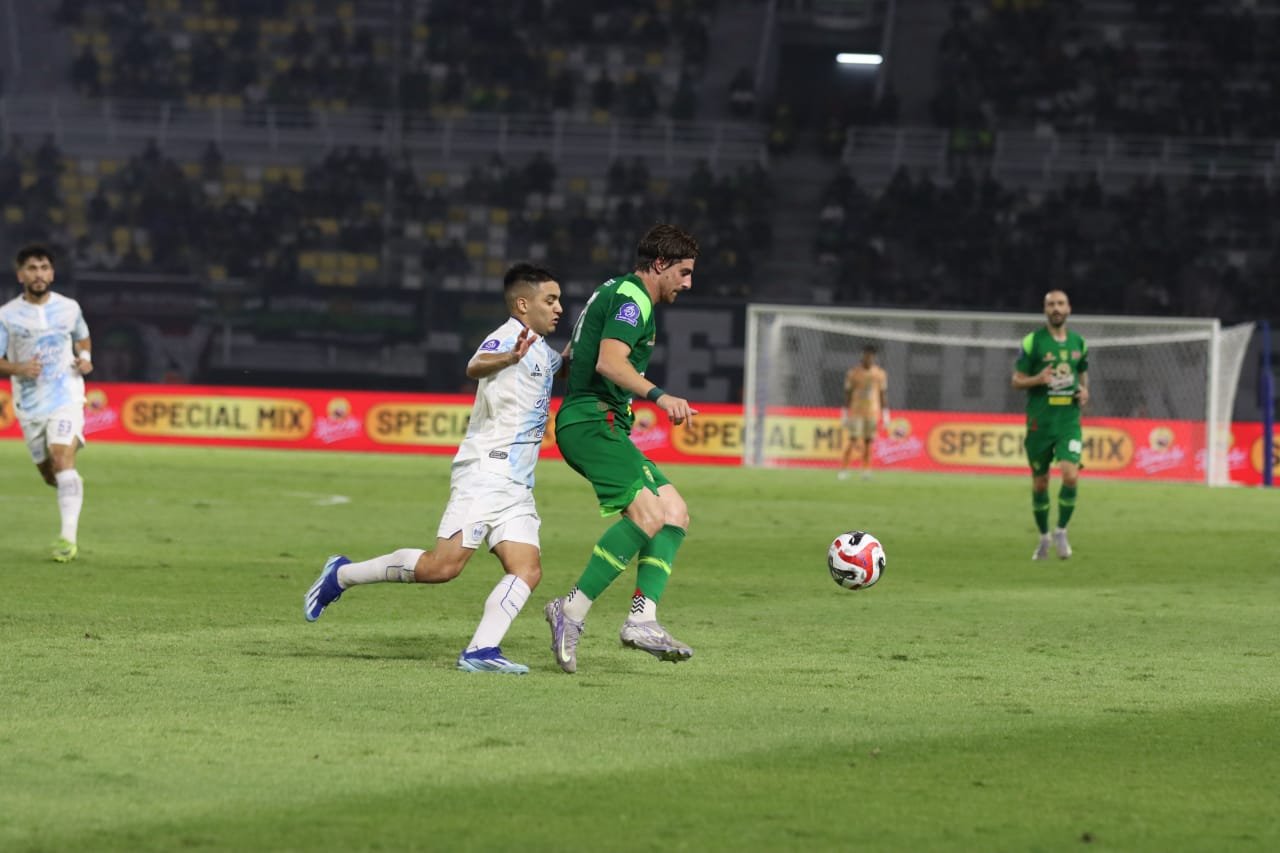 Debut Buruk Eduardo Perez, Persebaya Kalah dari PSIM 0-1