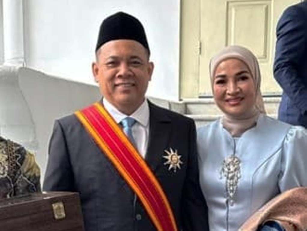 Prabowo Anugerahi Haji Isam Bintang Mahaputera, Upaya Meredam Dominasi 9 Naga?