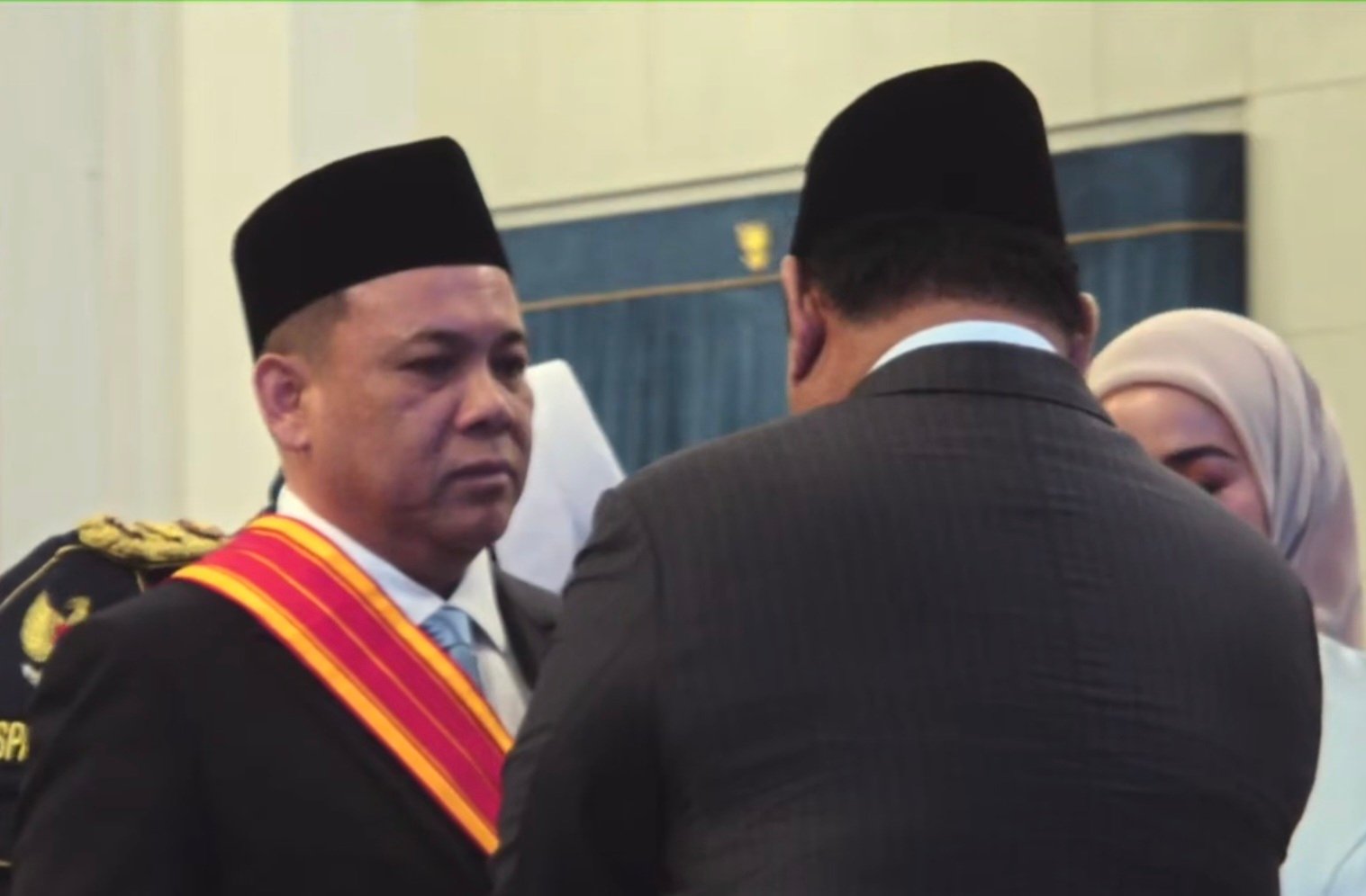 Dari Sopir ke Oligarki: Mengapa Haji Isam Raih Bintang Mahaputera?